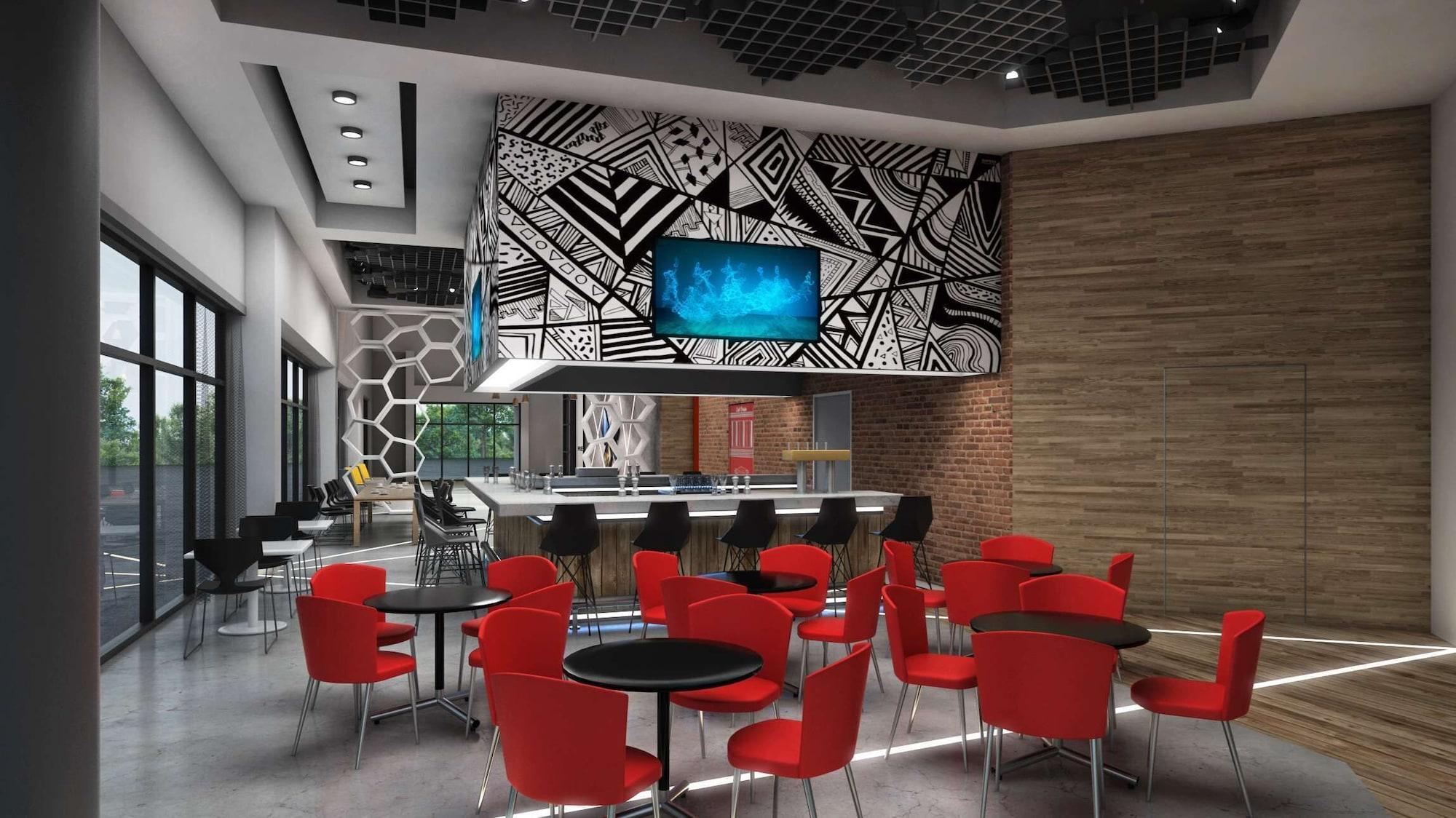 Radisson Red Miami Airport Hotel