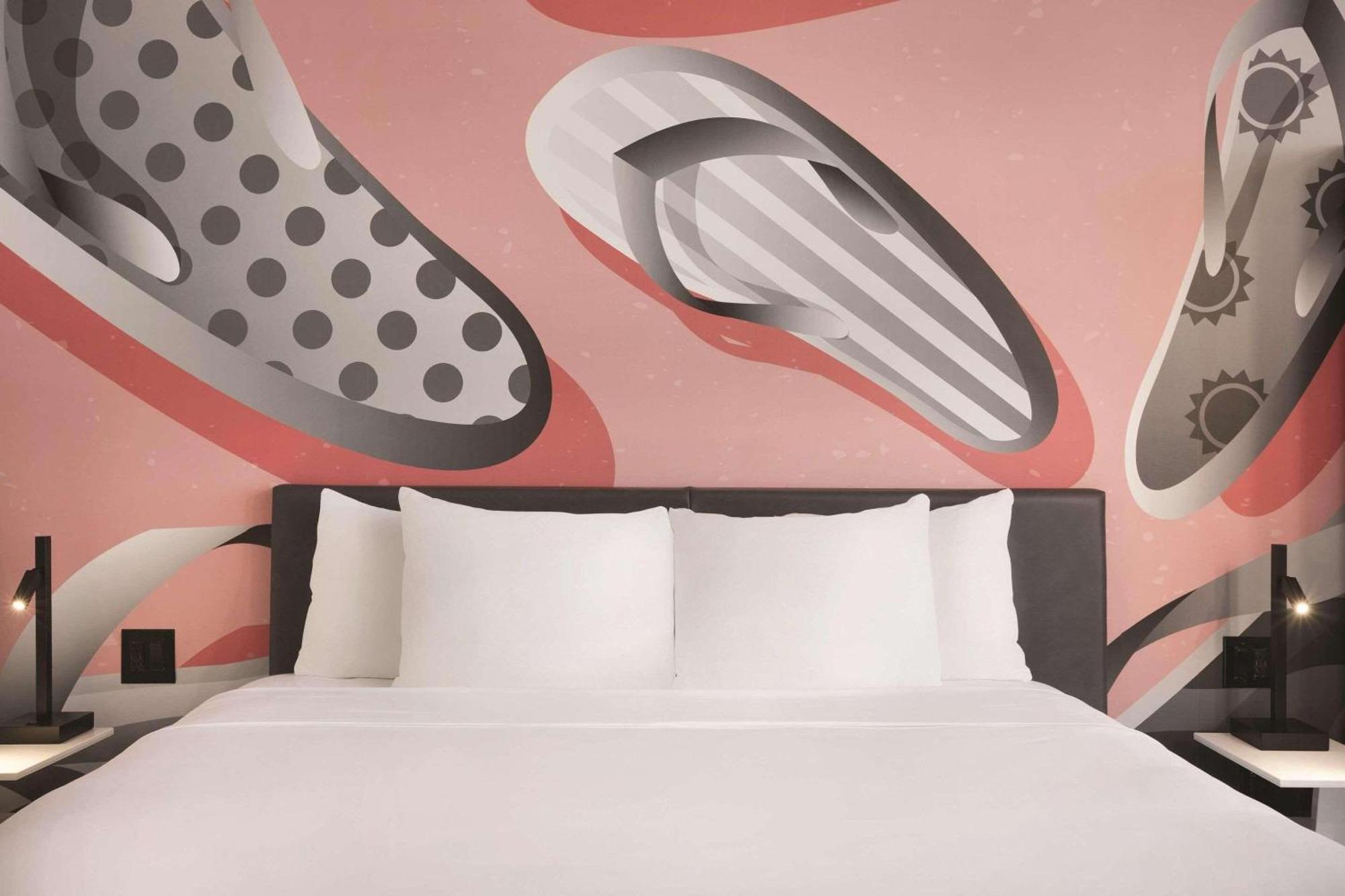 Radisson Red Miami Airport 3* Miami Springs