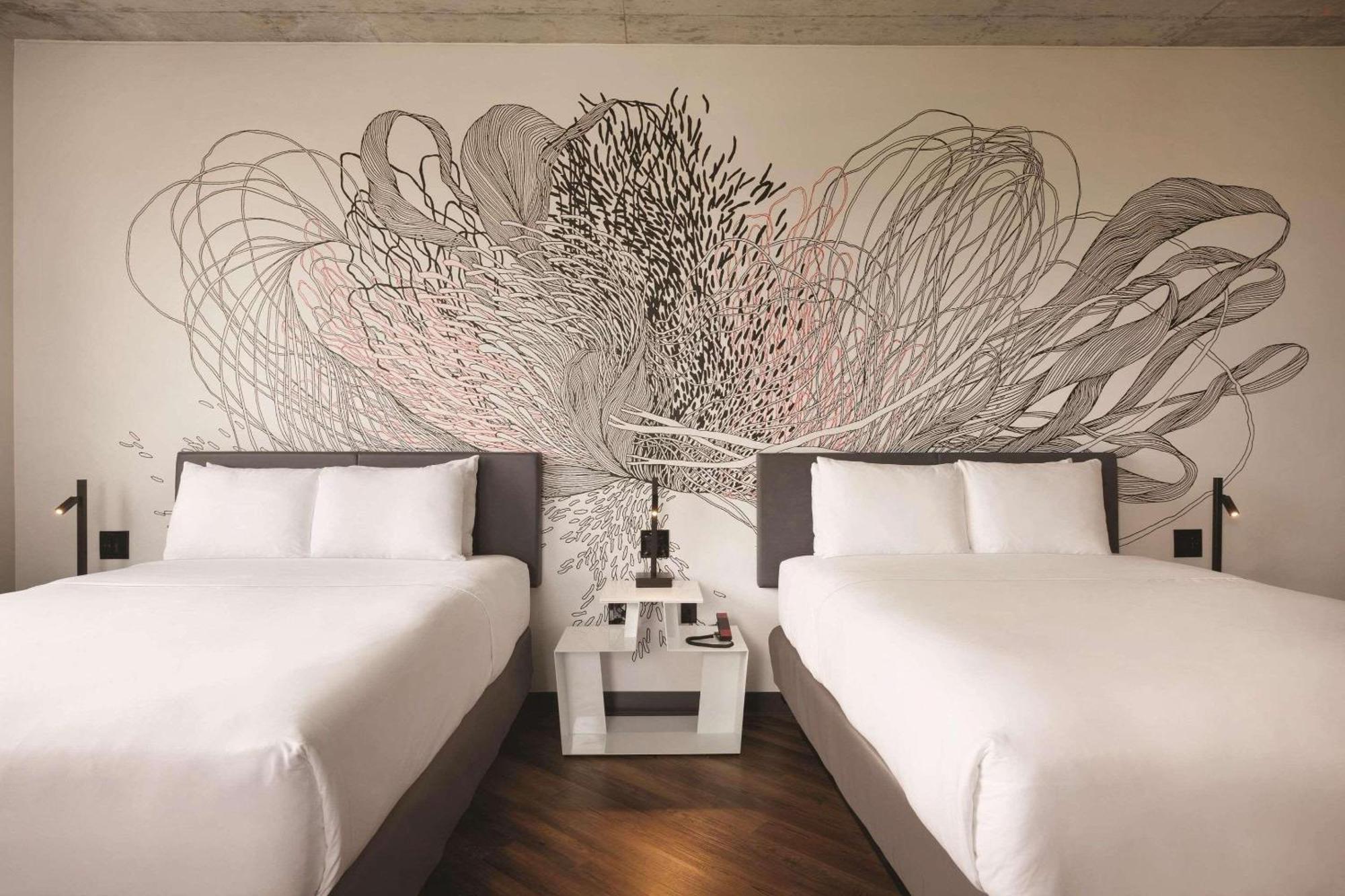 Radisson Red Miami Airport Miami Springs