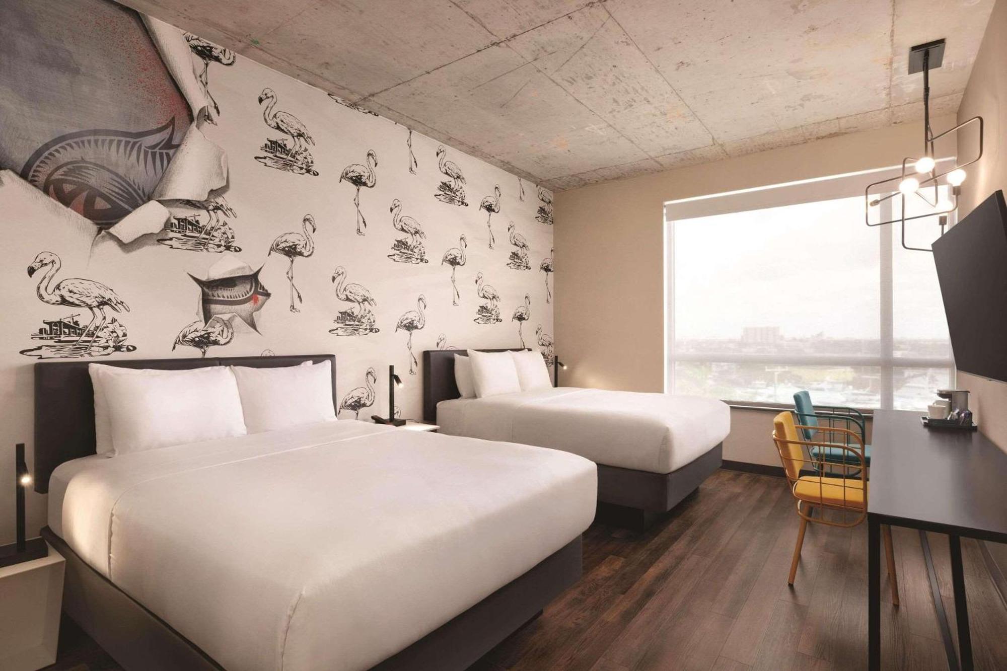 Radisson Red Miami Airport 3* Miami Springs